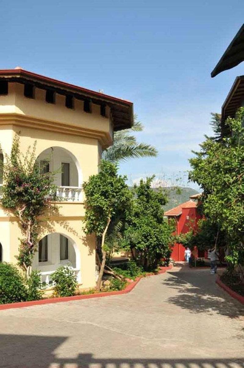 Larissa Hill Beach Hotel Konaklı Kültér fotó