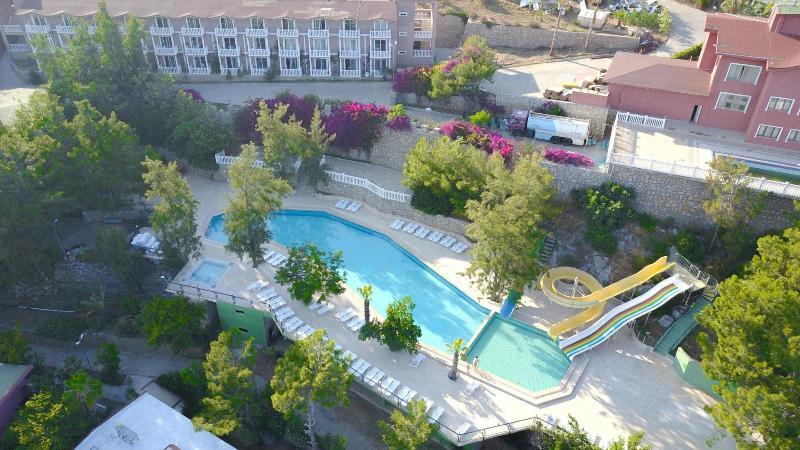 Larissa Hill Beach Hotel Konaklı Kültér fotó